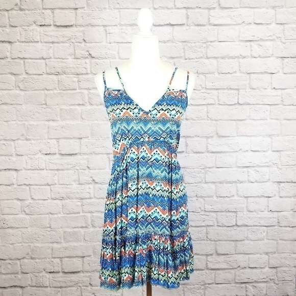 Umgee multi color v neck strappy back fit and flare dress women's size L  NWT - Picture 2 of 8